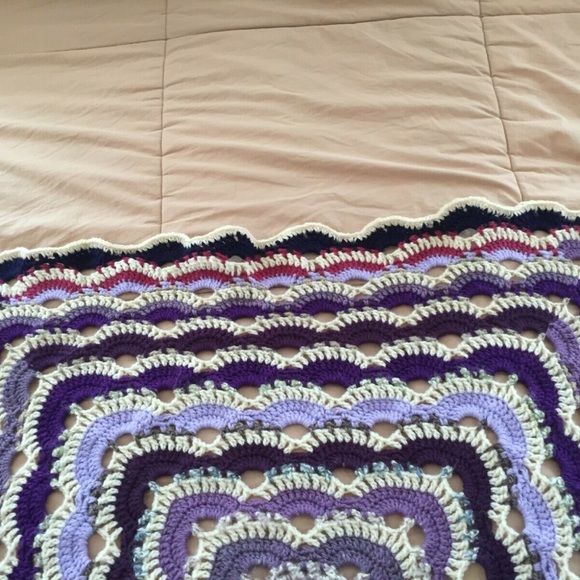 Aphgan / Throw 43" x 43" - Hand-crafted - Picture 3 of 4